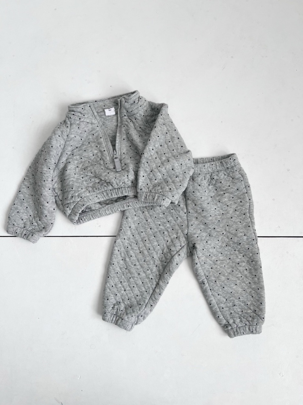 Baby Gap Gray Quilted Half-Zip Pullover & Joggers Set